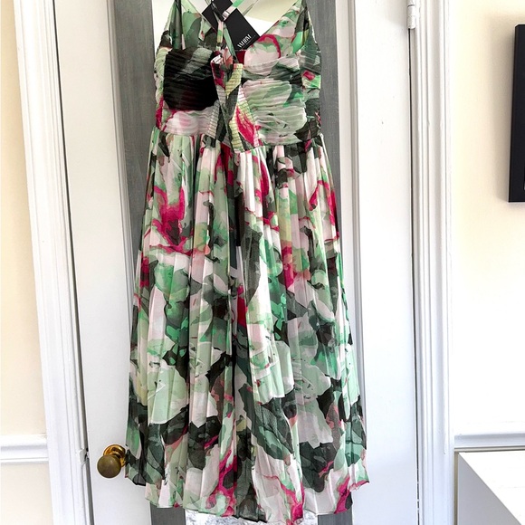 White House Black Market Floral Sleeveless Pleated Bust Dress Wedding Guest - Picture 10 of 16